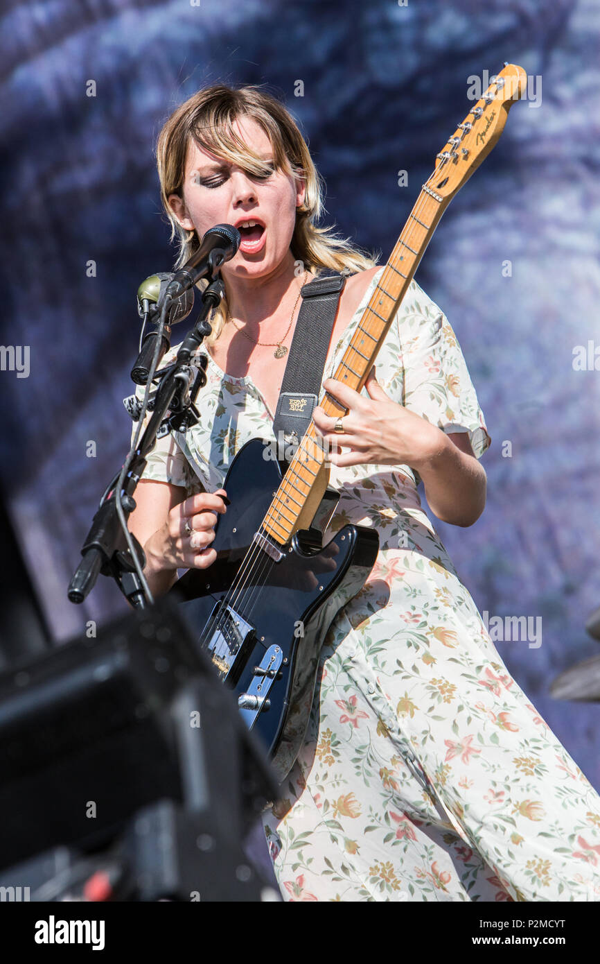 Firenze Italia. Il 14 giugno 2018. La British band alternative rock WOLF ALICE si esibisce dal vivo sul palco a Visarno Arena durante il primo giorno di 'Firenze Roc Foto Stock