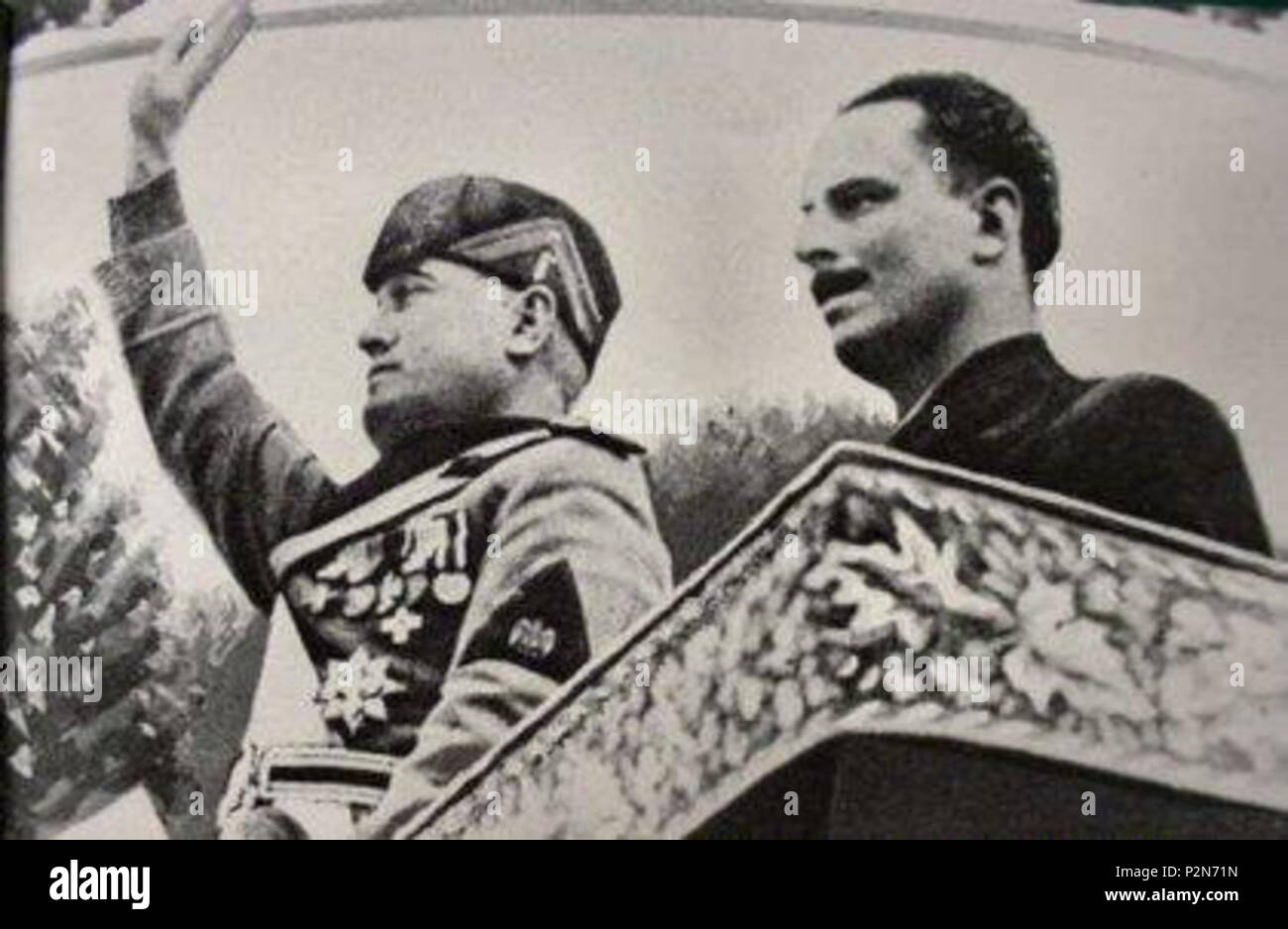 . Inglese: Questo file contiene una fotografia di Unione Britannica dei Fascisti leader Oswald Moseley e fascista italiana leader e Primo Ministro italiano Benito Mussolini. 1936. probabilmente un italiano di fotografo ufficiale. 67 Oswald Mosley e Benito Mussolini 1936 Foto Stock
