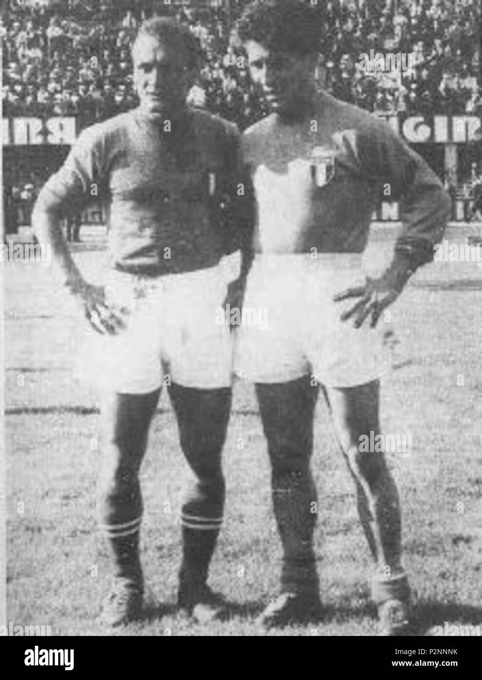 . Italiano: Omar Sivori (a destra) e Giacomo Losi . 15 ottobre 2013, 14:43:19. La stampa sieri 83 Sivori e Losi Foto Stock