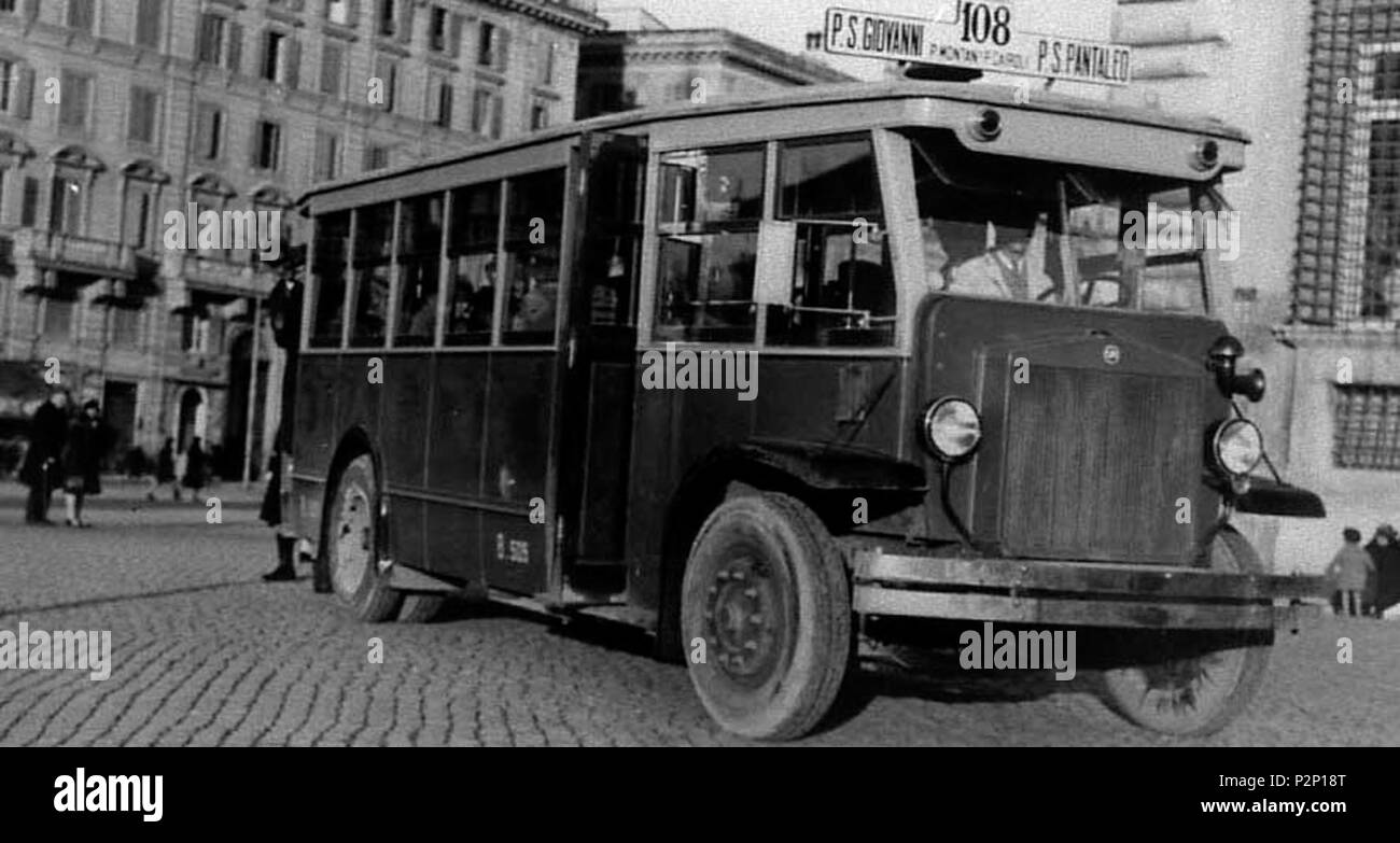 . Italiano: Autobus ATAG del tipo SPA . Il 9 agosto 2013, 00:45:32. atac Bus 13 spa 4 Foto Stock