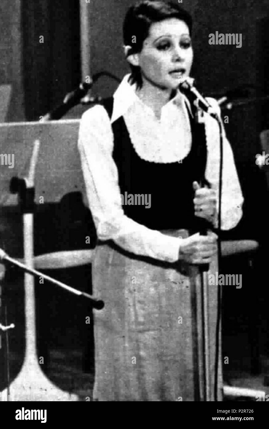 . Cantante italiana Anna identici al 1973 Festival di Sanremo . Marzo 1973. Sconosciuto 7 Anna identici 73 Foto Stock