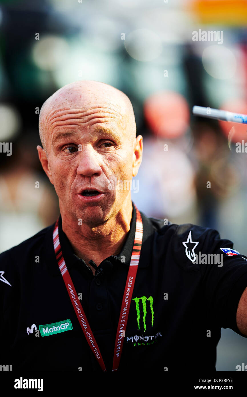 Barcellona, Spagna. 16 Giugno, 2018. L'ex Grand Prix motociclista e leggenda, Randy Mamola durante un Movistar Facebook Live prima del Gran Premio di Spagna di Motogp. Credito: Pablo Guillen Credito: Pablo Guillen/Alamy Live News Foto Stock