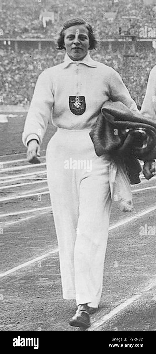 . Emmy Albus al 1936 Olimpiadi . 1936. Sconosciuto (Museo di Storia della Fotografia Fratelli Alinari, Firenze) 25 Emmy Albus 1936 Foto Stock