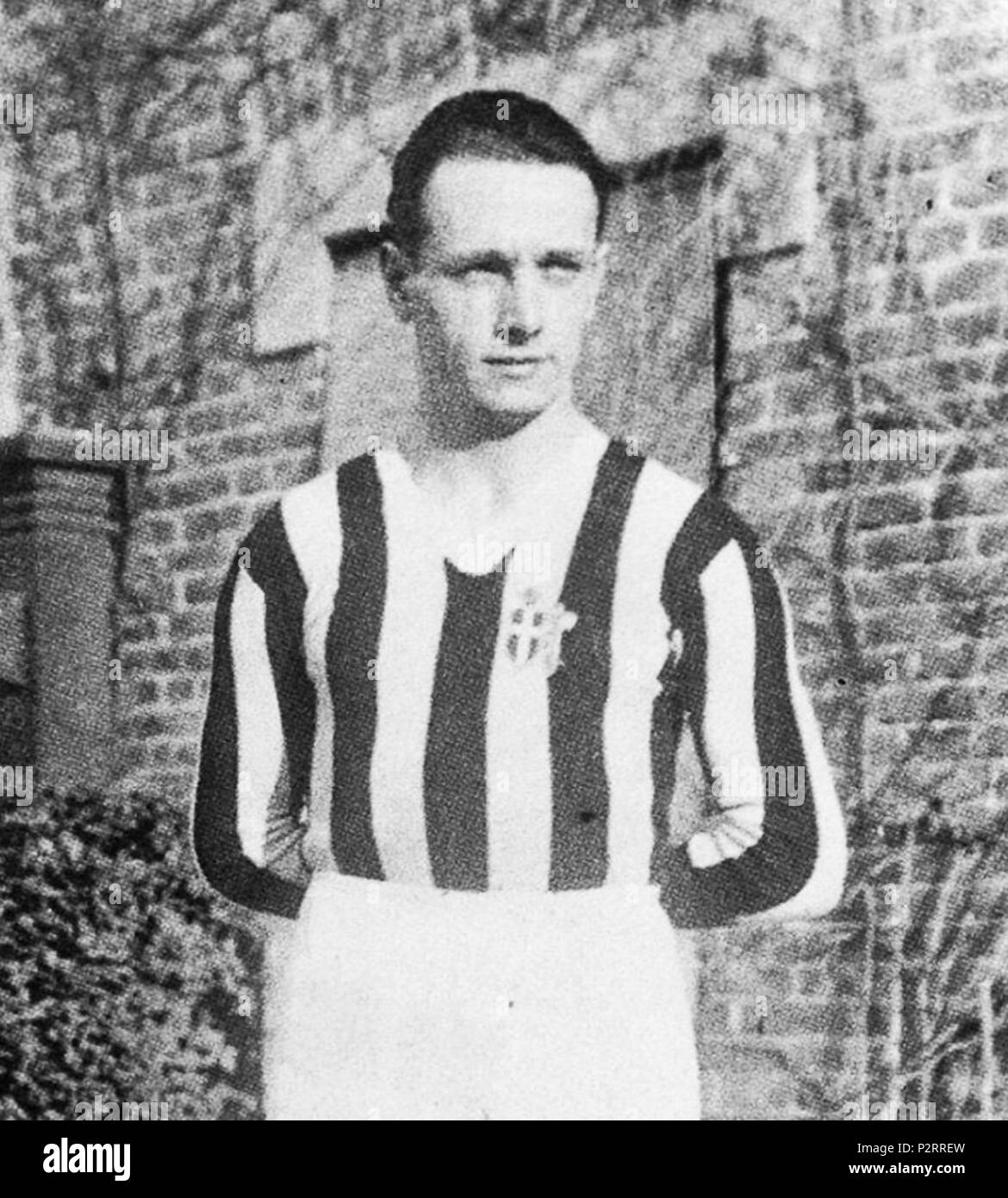 . Italiano: Il calciatore italiano Luigi Bertolini alla Juventus negli anni trenta del XX secolo. Tra il 1931 e il 1936. 50 sconosciuto Luigi Bertolini - 1930S - FBC Juventus Foto Stock