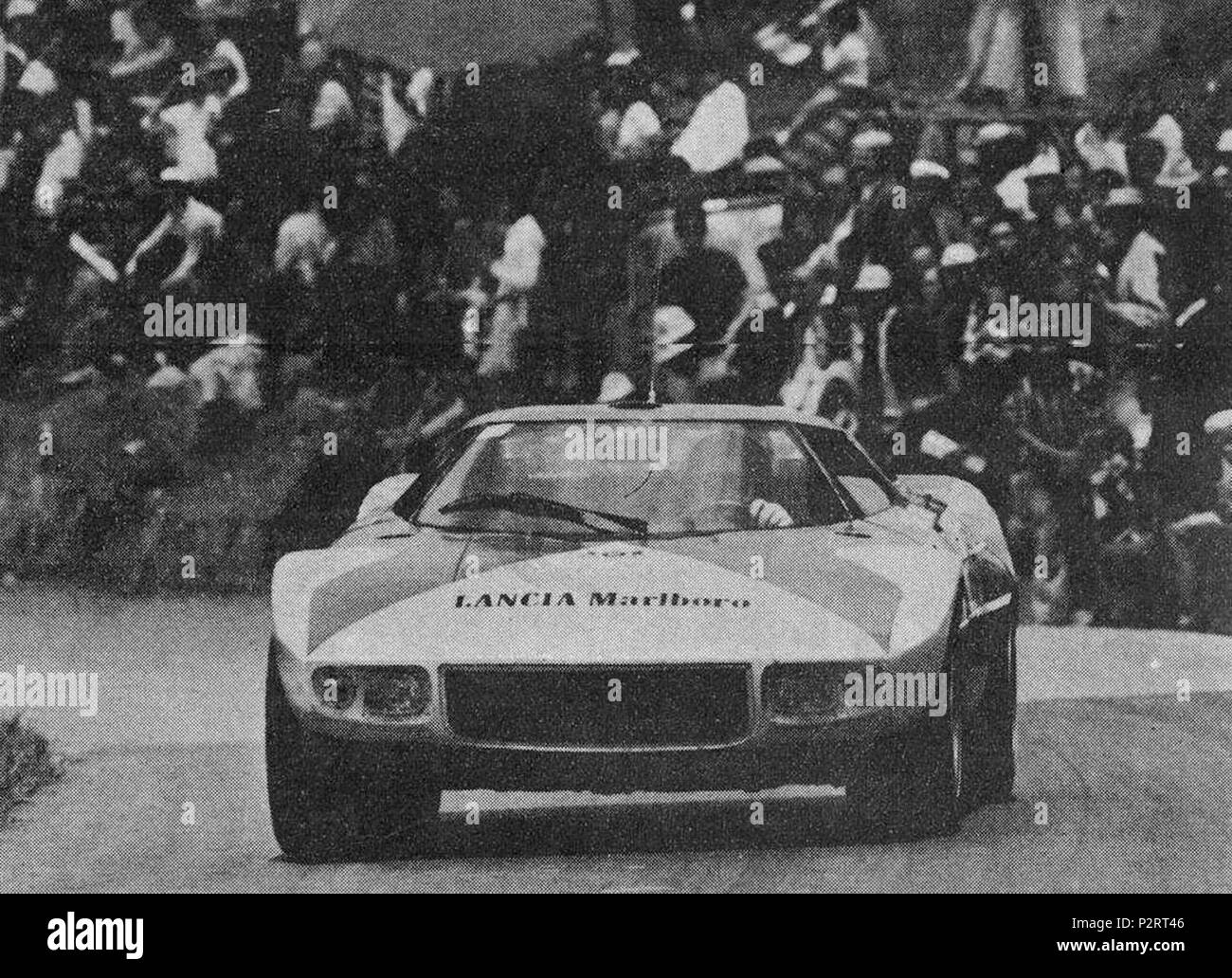 . Provincia di Palermo (Sicilia, Italia), 'Piccolo Madonie " circuito strada, 13 maggio 1973. Il francese motor racing driver Jean-Claude Andruet su una Lancia Stratos HF 2.4 V6 (prototipo), sponsorizzato Marlboro, al 1973 Targa Florio. Il 13 maggio 1973. Unknown 43 Jean-Claude Andruet - Lancia Stratos Marlboro prototipo (1973 Targa Florio) Foto Stock