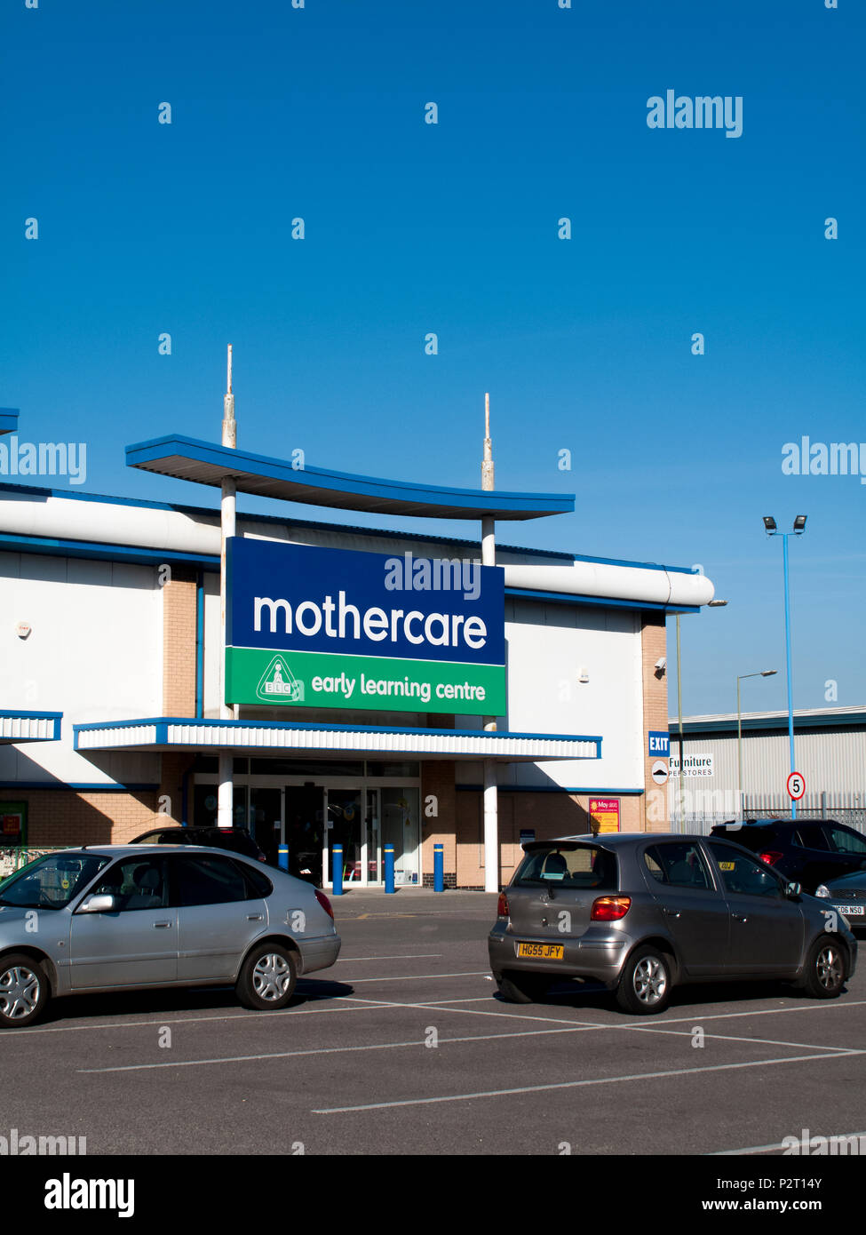 I Mothercare Store, rivenditore inglese specializzata in prodotti per mamme in attesa e nel materiale promozionale per i bambini Foto Stock