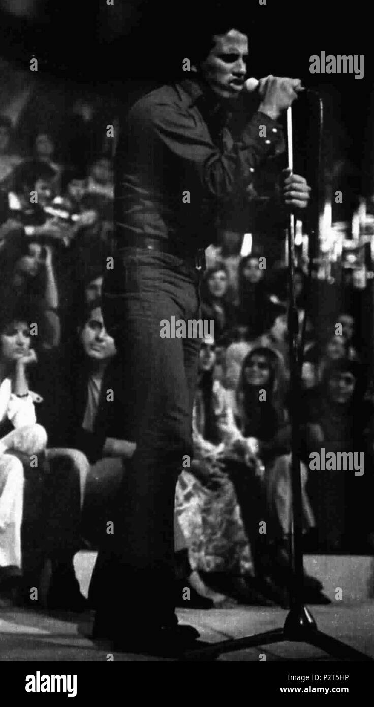 . Cantante italiana/attore Adriano Pappalardo, ospite della manifestazione italiana Tutto è pop, Torino, 1972 . Agosto 1972. 4 sconosciuto Adriano Pappalardo 2 Foto Stock