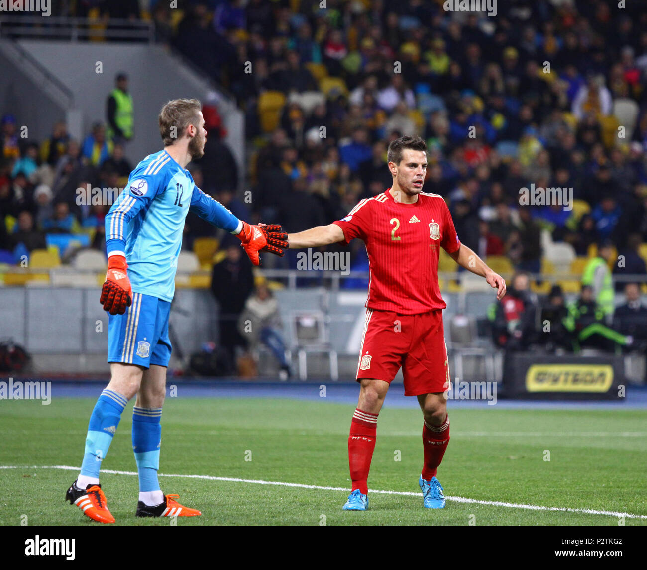 Kiev, Ucraina - 12 ottobre 2015: il portiere David de Gea (L) e il centrocampista Paco Alcacer di Spagna durante UEFA EURO 2016 partita di qualificazione contro U Foto Stock