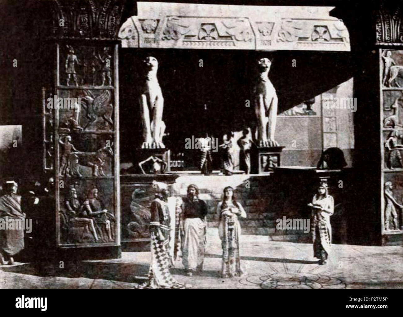 . Inglese: Ancora italiana da film epico Cabiria (1914), a pagina 32 del 20 agosto 1921 espositori Herald. Il 20 agosto 1921. Itala Film 13 Cabiria (1914) - 2 Foto Stock