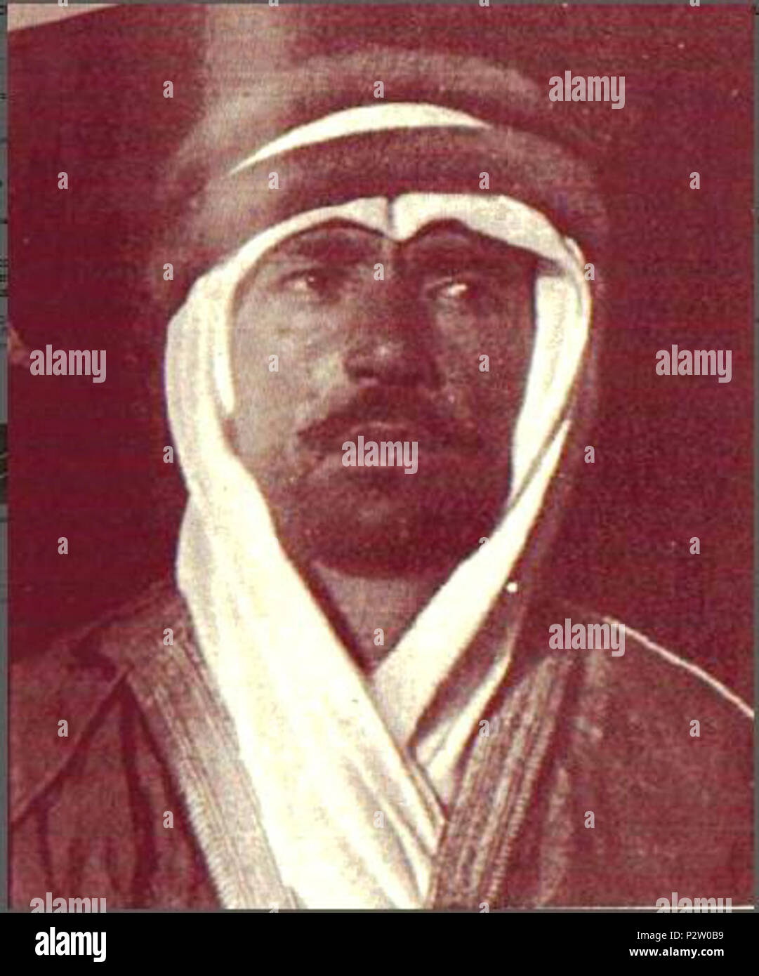 . Italiano: Francesco De Martini, O.M.I. e medaglia d'Oro al V.M. dell'esercito italiano, ufficiale del SIM, Servizio informazioni militari e SIFAR, attivo nei paesi dei 5 continenti arabi, in una foto degli anni '40. Il 19 aprile 2017. 30 sconosciuto Francesco De Martini 2 Foto Stock