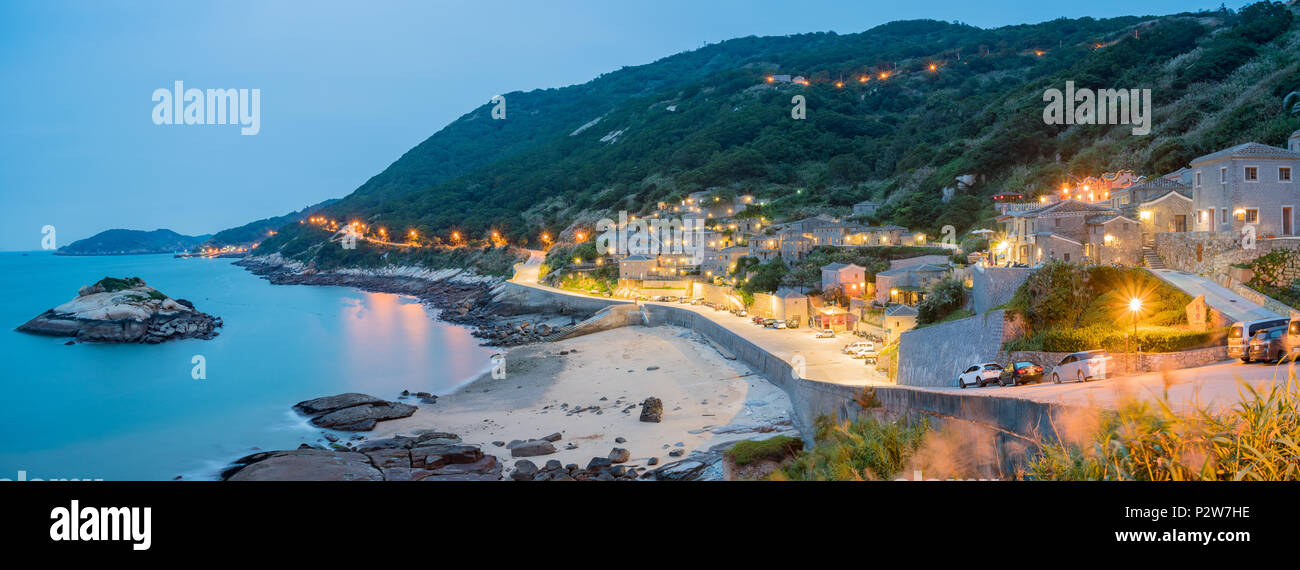 Vista notturna della storica Qinbi Village at Matsu, Taiwan Foto Stock