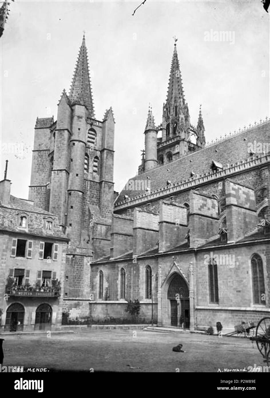 01-FaA7ade sud et flA8ches de la cathA9drale di Notre-dame et Saint-Privat A0 Mende (Alfred-Nicolas Normand, 1888) Foto Stock