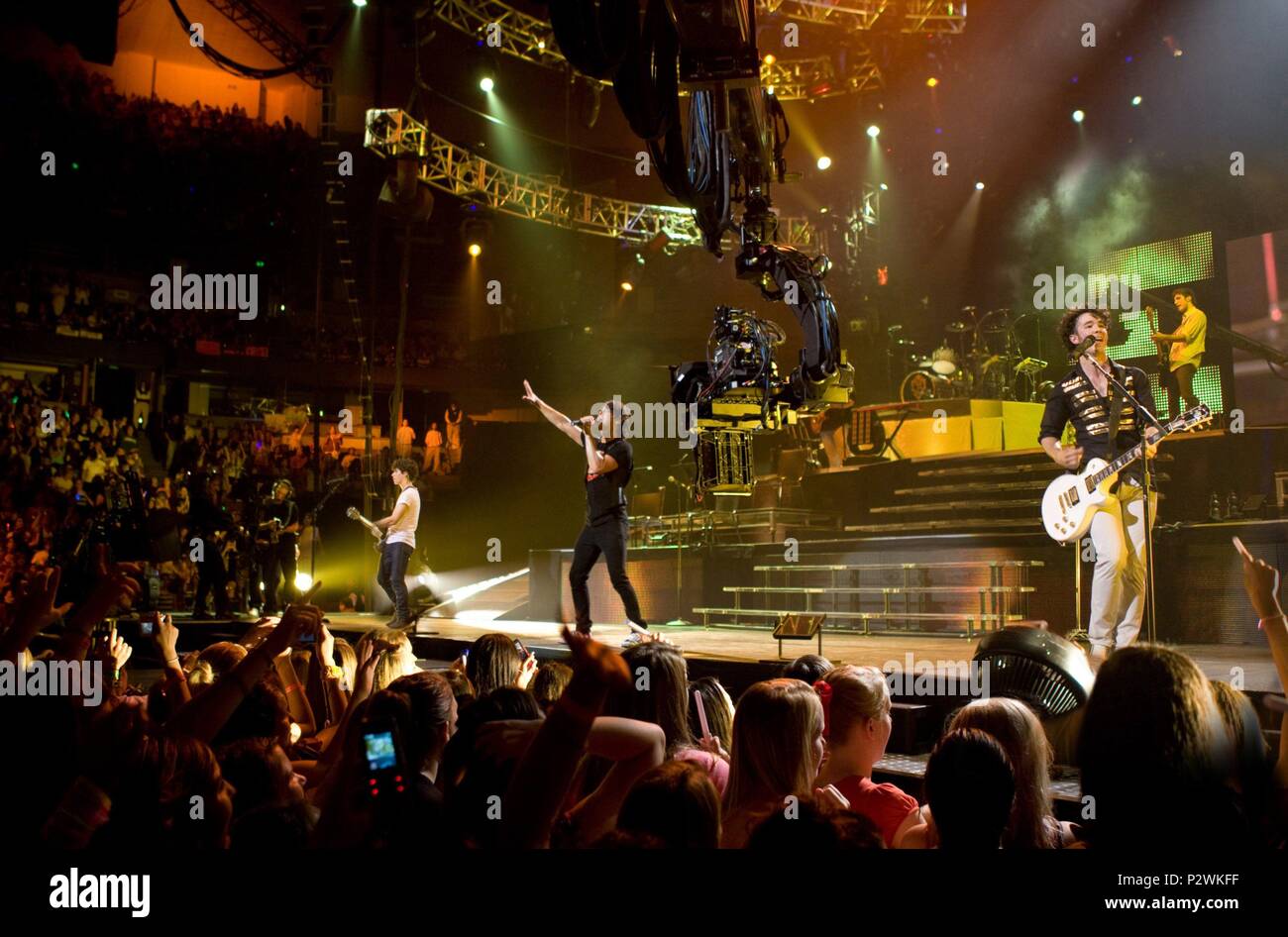 Pellicola originale titolo: JONAS BROTHERS: 3D esperienza concertistica. Titolo inglese: JONAS BROTHERS: 3D esperienza concertistica. Regista: Bruce Hendricks. Anno: 2009. Stelle: Kevin Jonas; Joe Jonas; Nick Jonas. Credito: Chapman-leonard apparecchiature da studio/ fonte film/ / Album Foto Stock