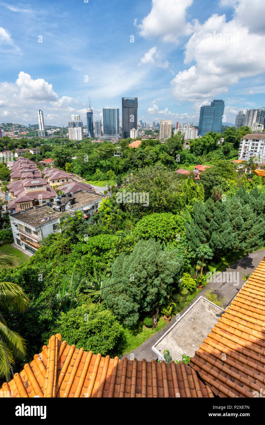 Vista su Kuala Lumpur dal Thean Hou tempio di Kuala Lumpur in Malesia Foto Stock