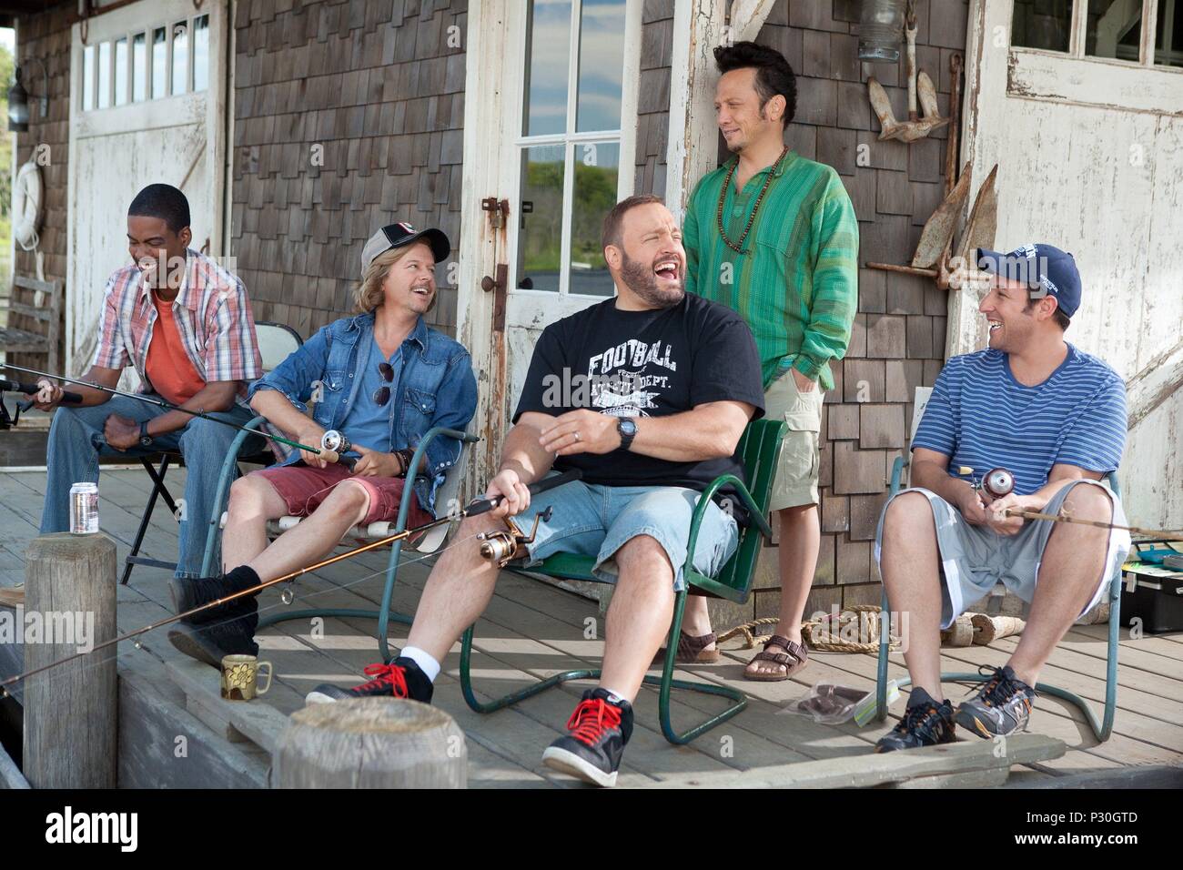 Pellicola originale titolo: cresciuti UPS. Titolo inglese: cresciuti UPS. Regista: DENNIS DUGAN. Anno: 2010. Stelle: Adam Sandler; Rob Schneider; KEVIN JAMES; David Spade; Chris Rock. Credito: HAPPY MADISON PRODUCTIONS/Relativity Media / Album Foto Stock