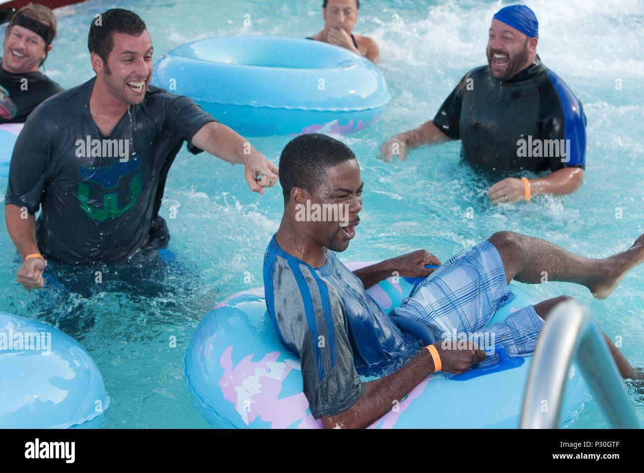 Pellicola originale titolo: cresciuti UPS. Titolo inglese: cresciuti UPS. Regista: DENNIS DUGAN. Anno: 2010. Stelle: Adam Sandler; KEVIN JAMES; David Spade; Chris Rock. Credito: HAPPY MADISON PRODUCTIONS/Relativity Media / Album Foto Stock