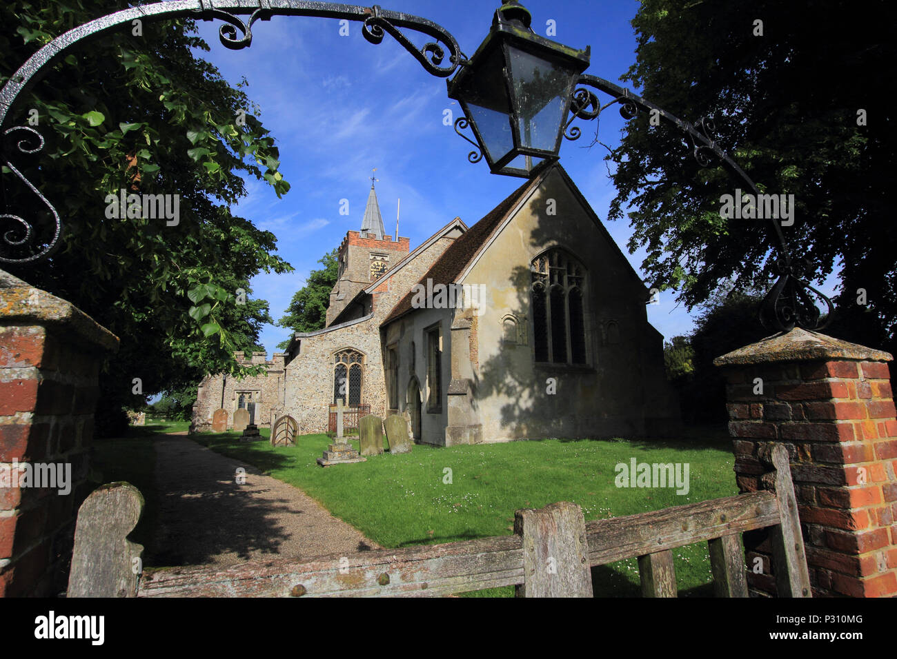 Henham Chiesa Santa Maria Vergine,Essex risalente al XIII secolo. Foto Stock