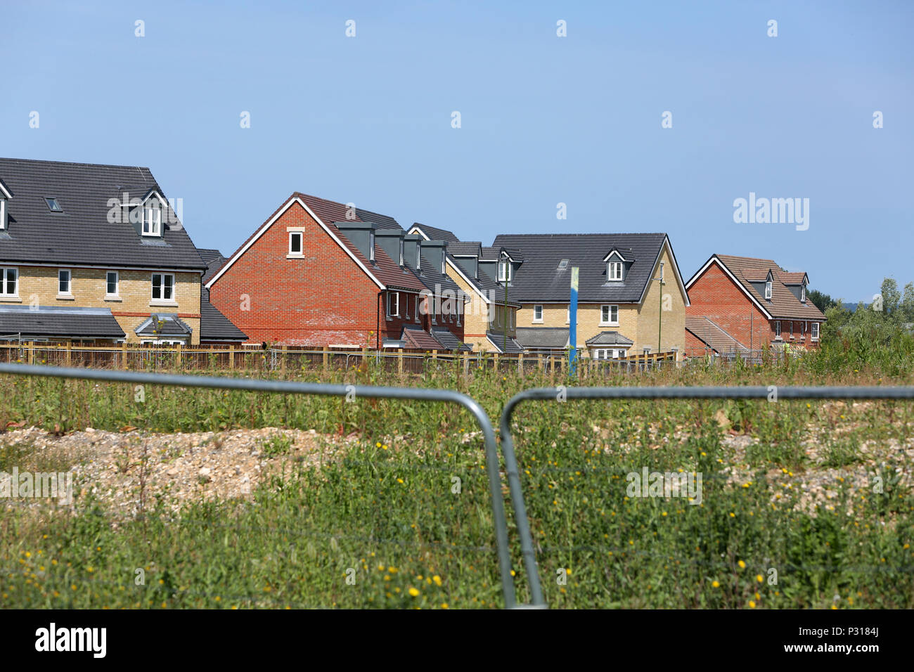 Viste generali di nuova costruzione di case a Chichester, West Sussex, Regno Unito. Foto Stock