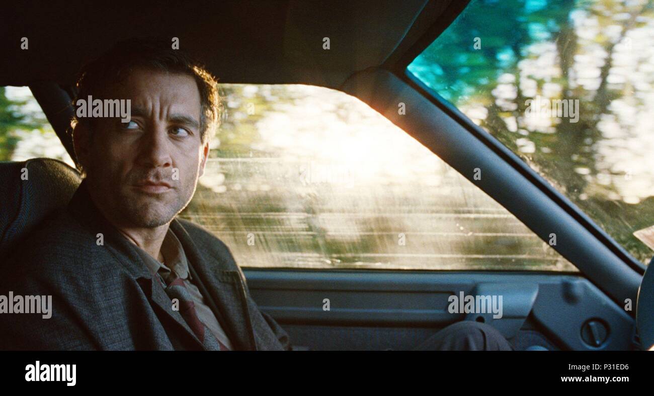 Pellicola originale titolo: i figli degli uomini. Titolo inglese: i figli degli uomini. Regista: ALFONSO CUARON. Anno: 2006. Stelle: Clive Owen. Credito: Universal Pictures/STRIKE ENT./BEACON communications LLC/ / Album Foto Stock