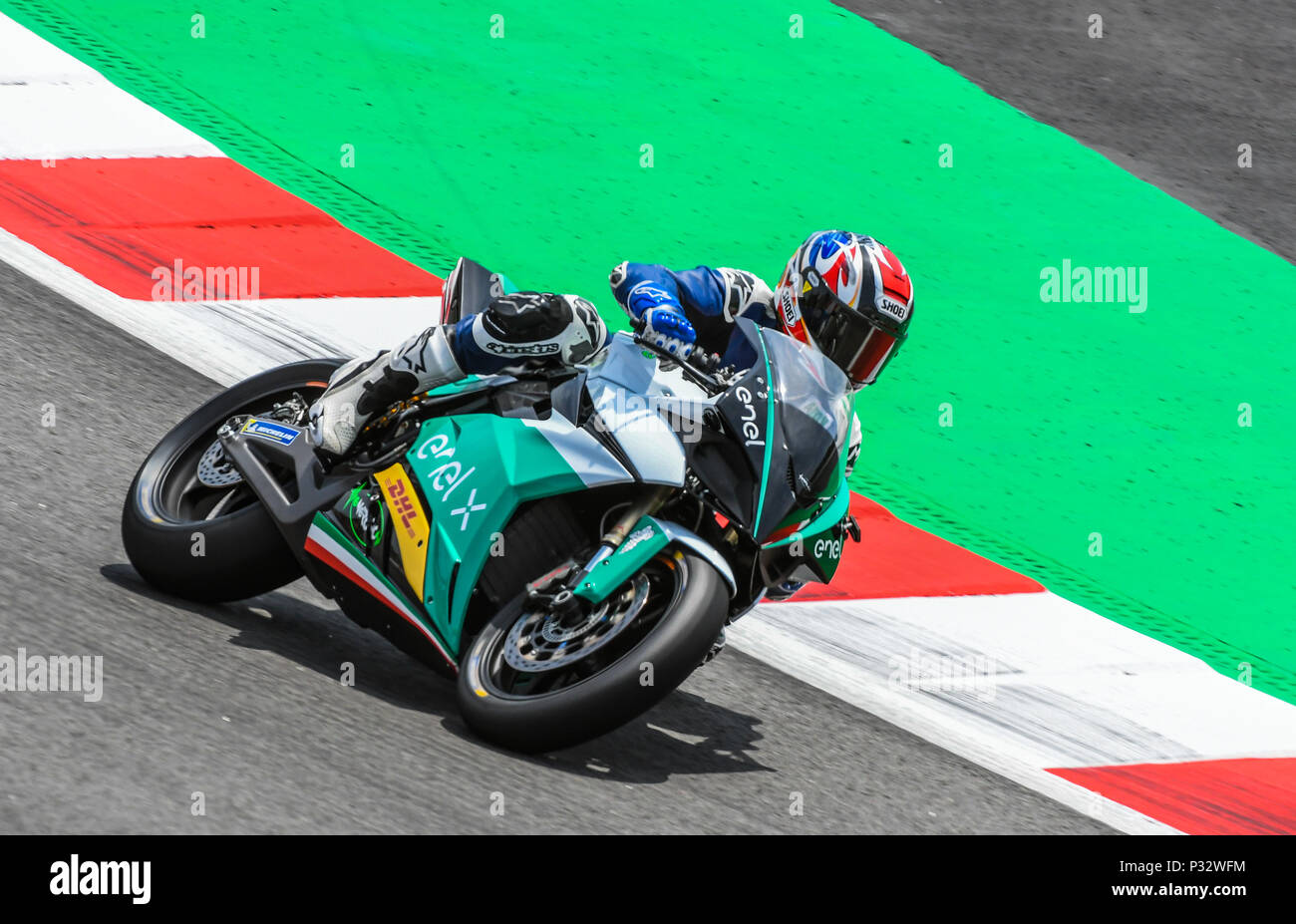 ALEX Crivillé con l'ENEL MOTOE BIKE durante la gara della MotoGP di gara del Gran Premio della Catalogna sul Circuito de Barcelona pista di Montmelo, vicino a Barcellona il 17 giugno 2018 (Foto: Alvaro Sanchez) Foto Stock