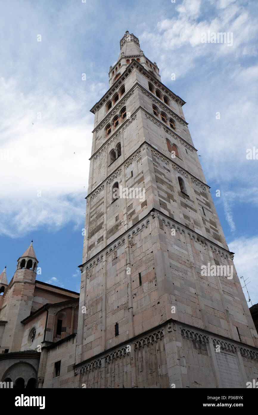 Il Duomo di Modena dedicata all'Assunzione della Vergine Maria e di San Geminianus, Italia Foto Stock