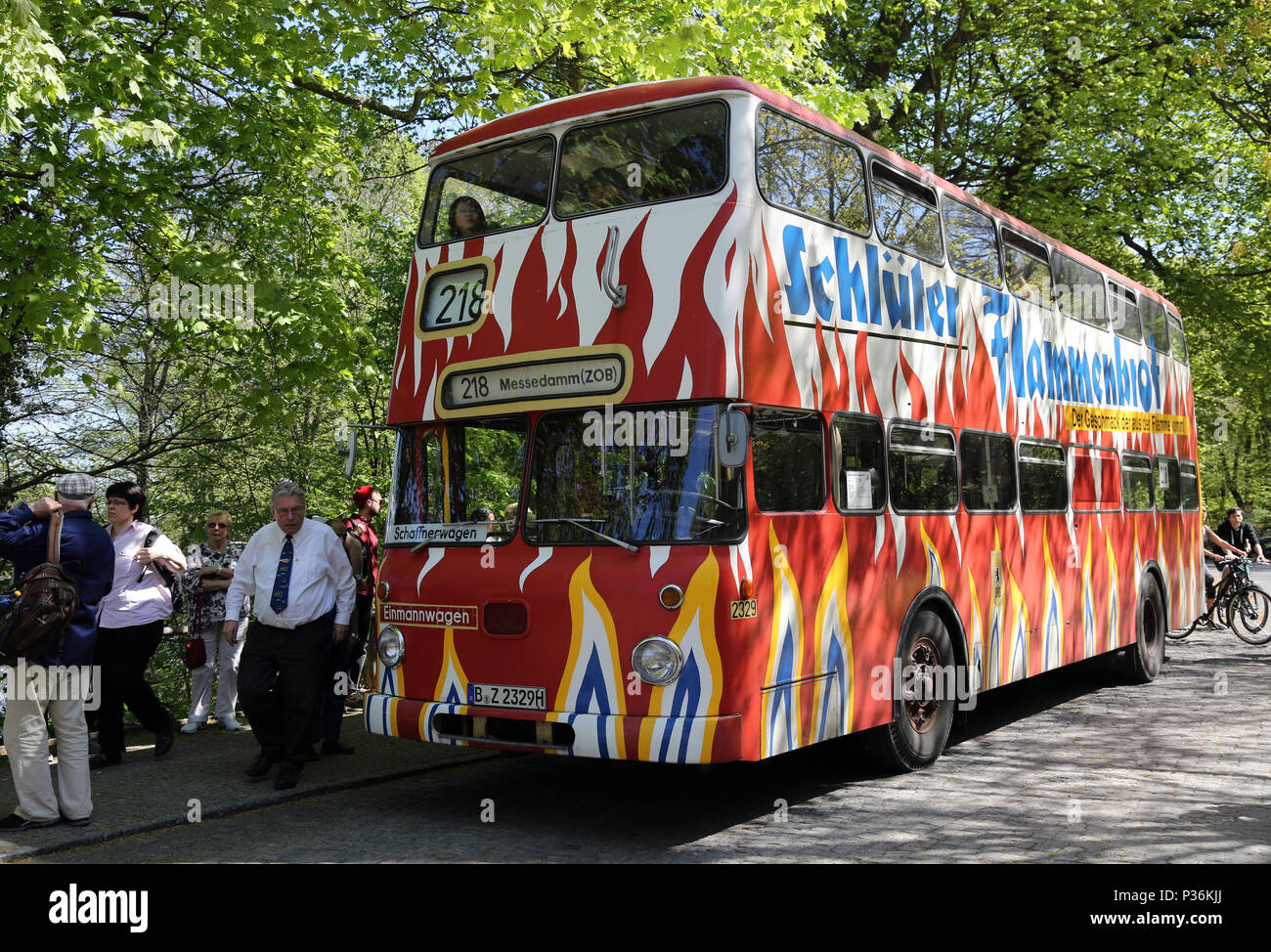 Berlino, Germania, autobus storico in servizio regolare Foto Stock