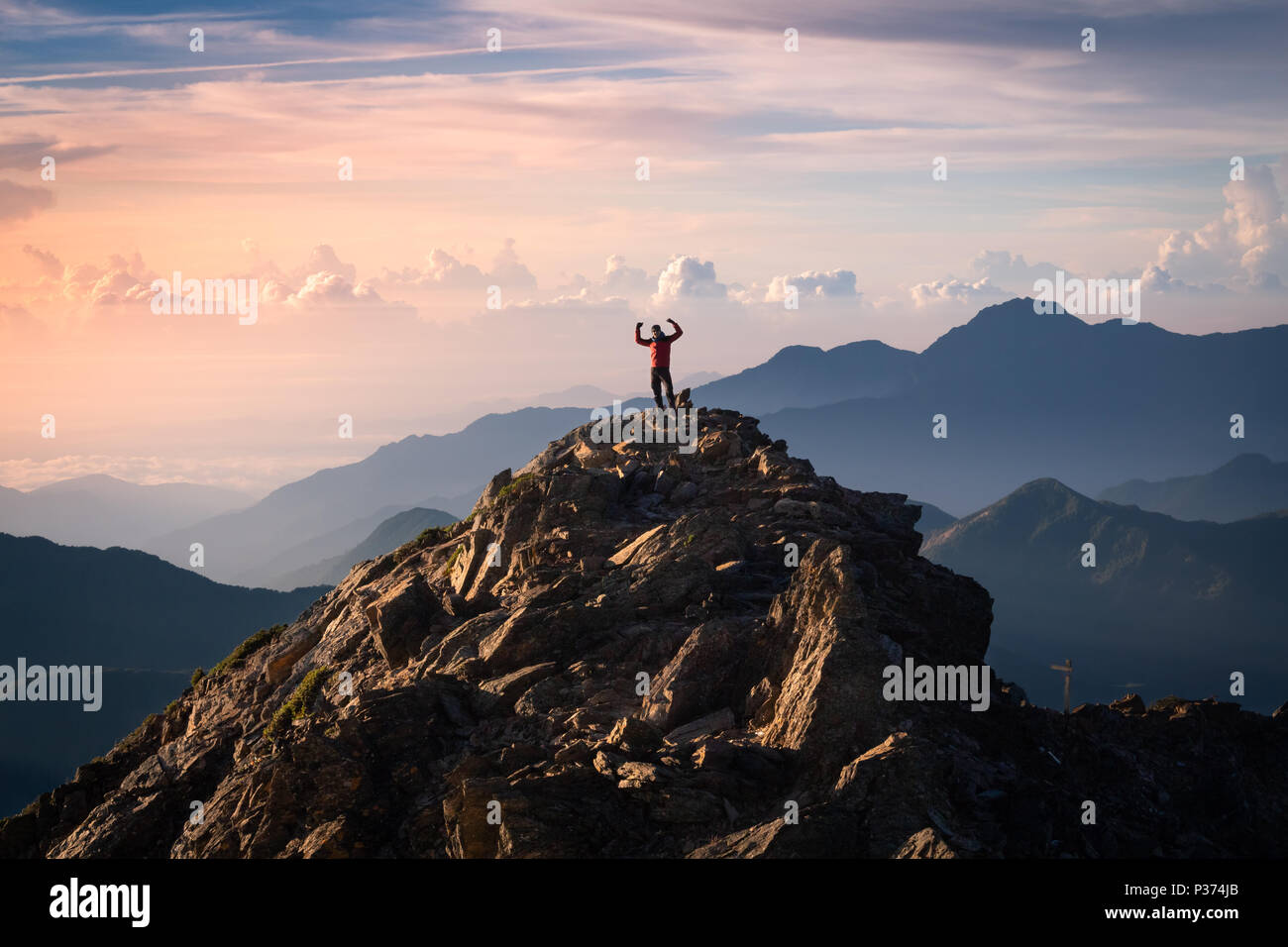 Il successo, Summiting una montagna Foto Stock