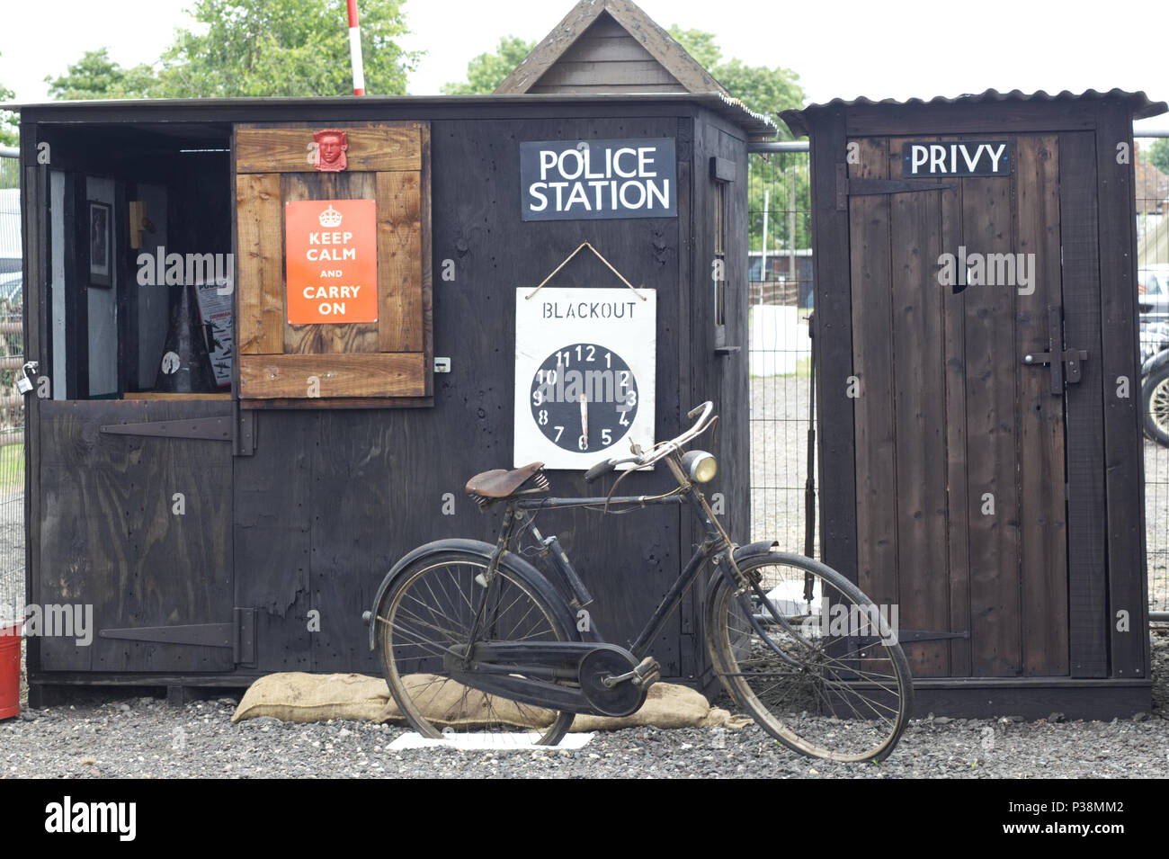 Home guard stazione di polizia e privato con black out volte Foto Stock