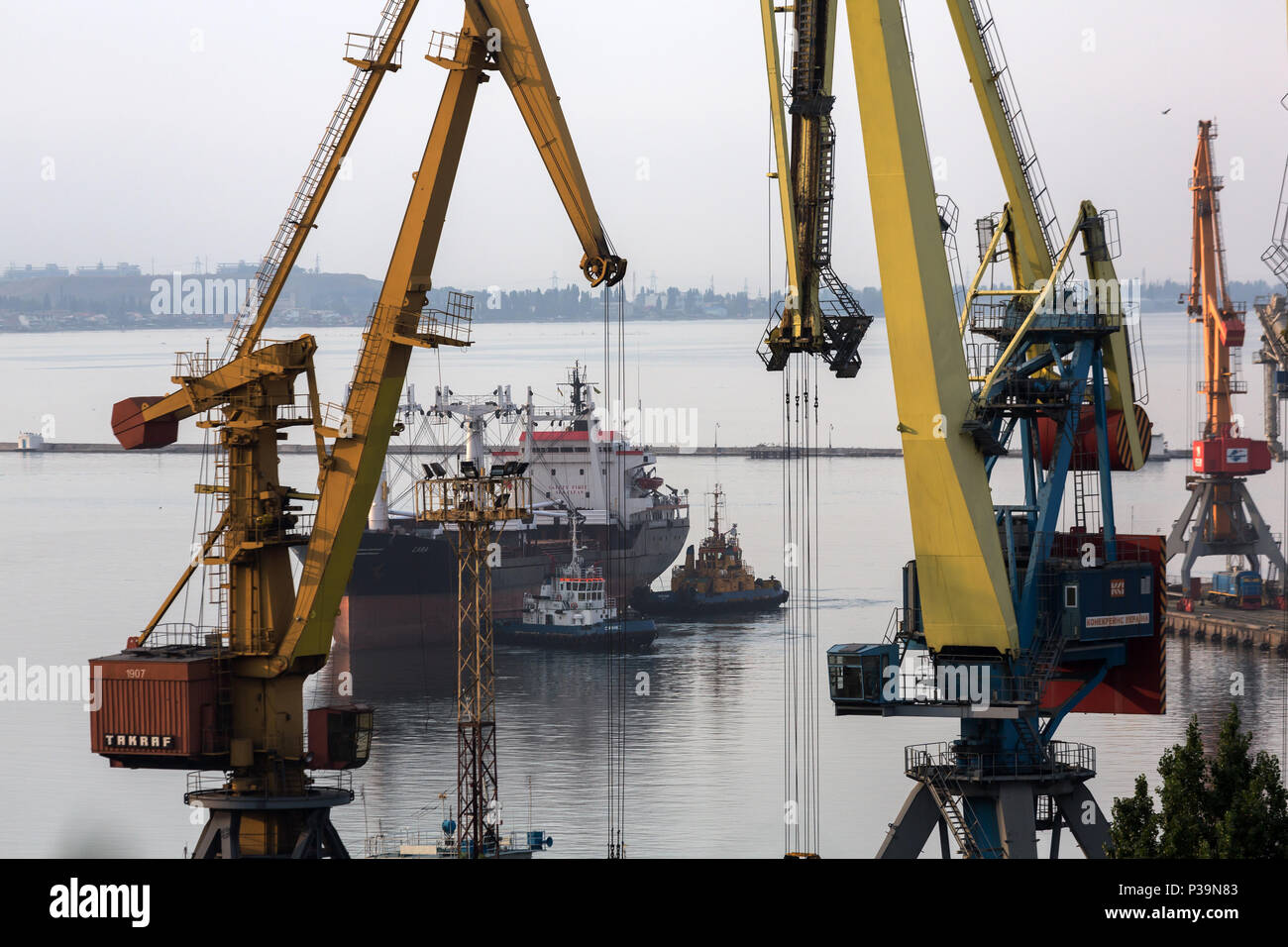 Odessa, Ucraina, terminale di bulk in porto Foto Stock