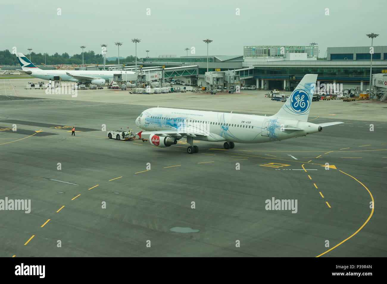 Singapore Repubblica di Singapore, aerei sul piazzale dell'aeroporto di Singapore Foto Stock