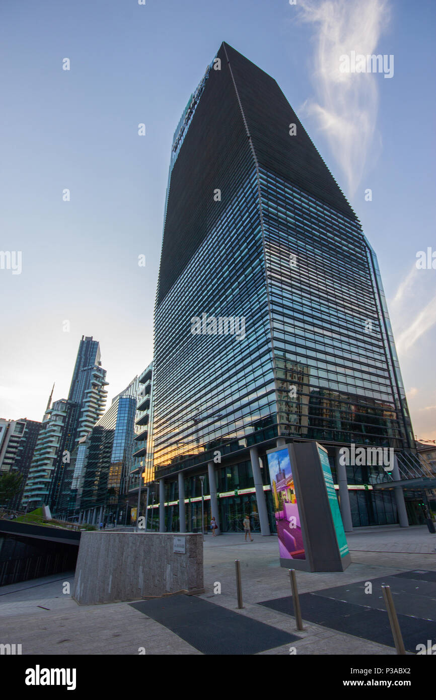 Diamond Tower e il Diamantini edifici progettati da Kohn Pedersen Fox in la Porta Nuova di Milano, Italia Foto Stock