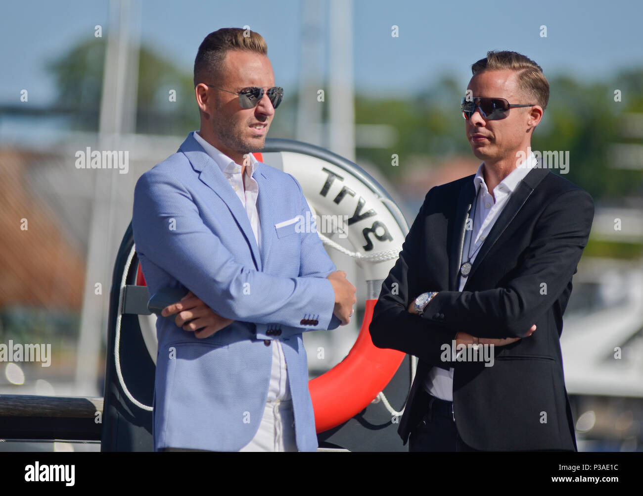 La moda maschile nel quartiere Tjuvholmen, Oslo, Norvegia Foto Stock