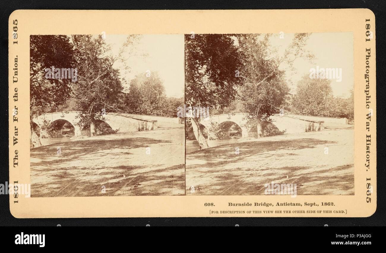 . Inglese: Burnside Bridge, Antietam, sett, 1862 . Inglese: Stereografia mostra una vista parziale di un ponte di pietra sul torrente Antietam in Maryland. 1862 Settembre. 1 BURNSIDE bridge antietam sett 1862 Foto Stock