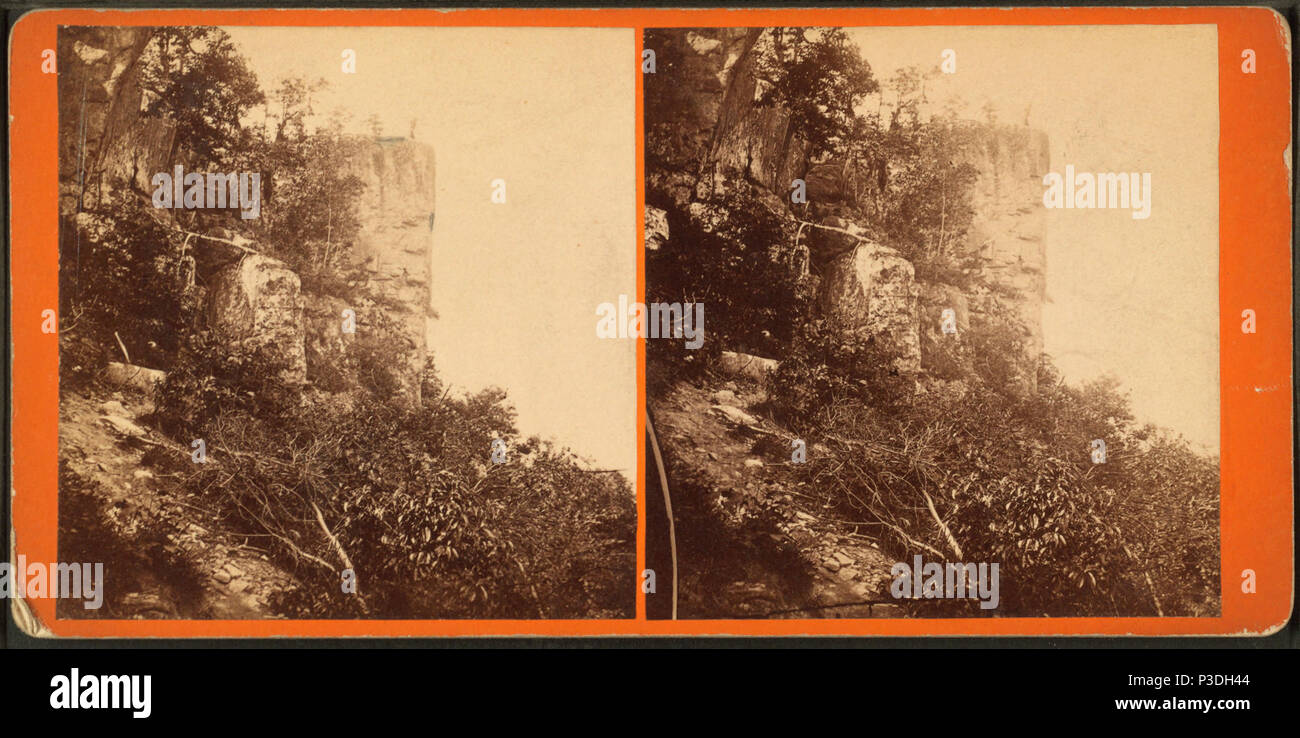 . Roper Rock, dove le truppe scalato le scogliere. Titolo alternativo: Lookout Mountain views. Creazione: 1865?-1886. Copertura: [1865?-1886]. Fonte Imprint: 1865?-1909.. Elemento digitale pubblicata 1-25-2006; aggiornato 6-4-2009. 258 Roper Rock, dove le truppe scalato la scogliera, di J. B. Linn Foto Stock