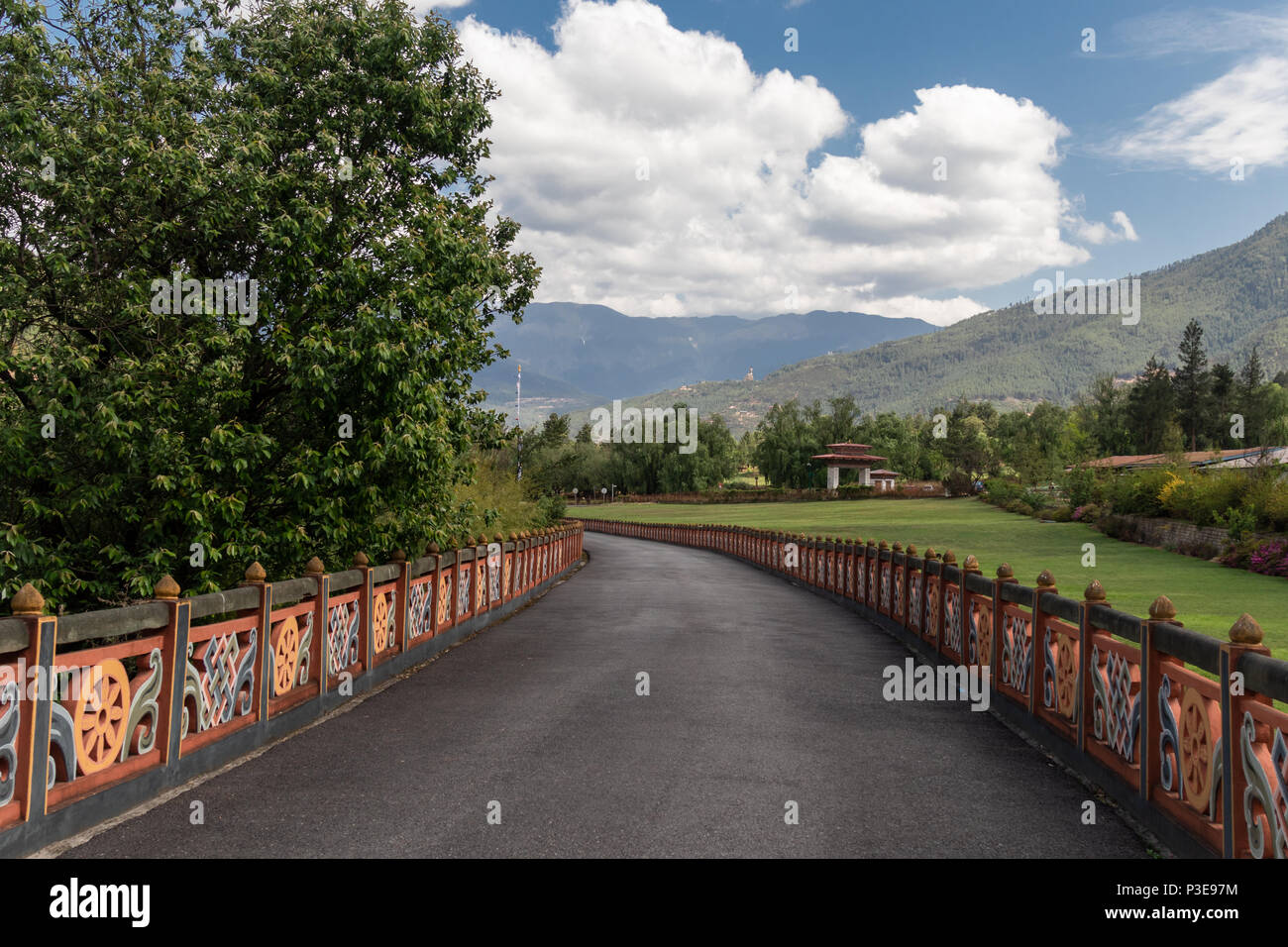 Il centro amministrativo del Bhutan in base a Thimphu noto anche come Tasshichho Dzong Foto Stock