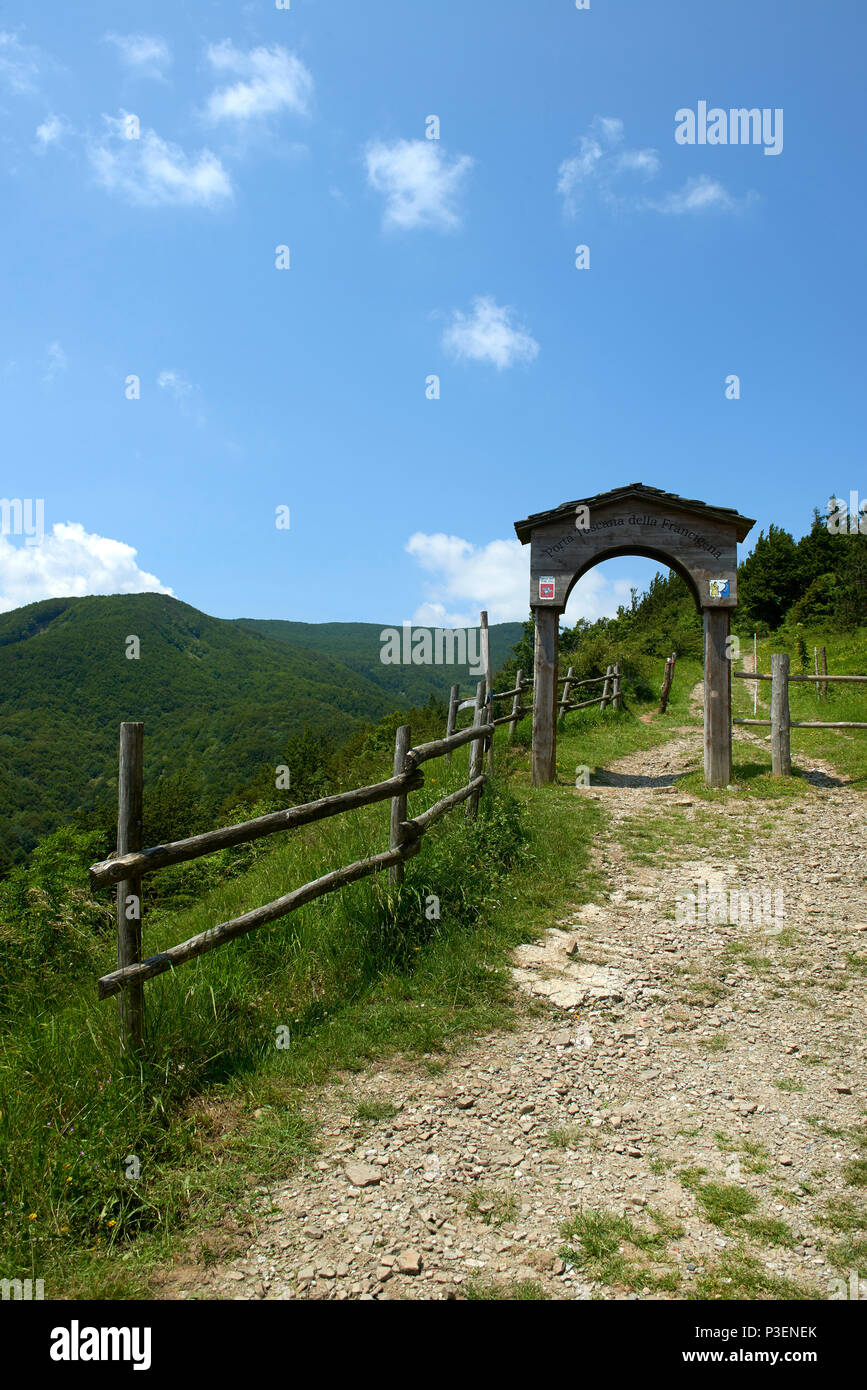 Passo della Cisa (Pr ), Italia, la medievale via Francigena Foto stock -  Alamy