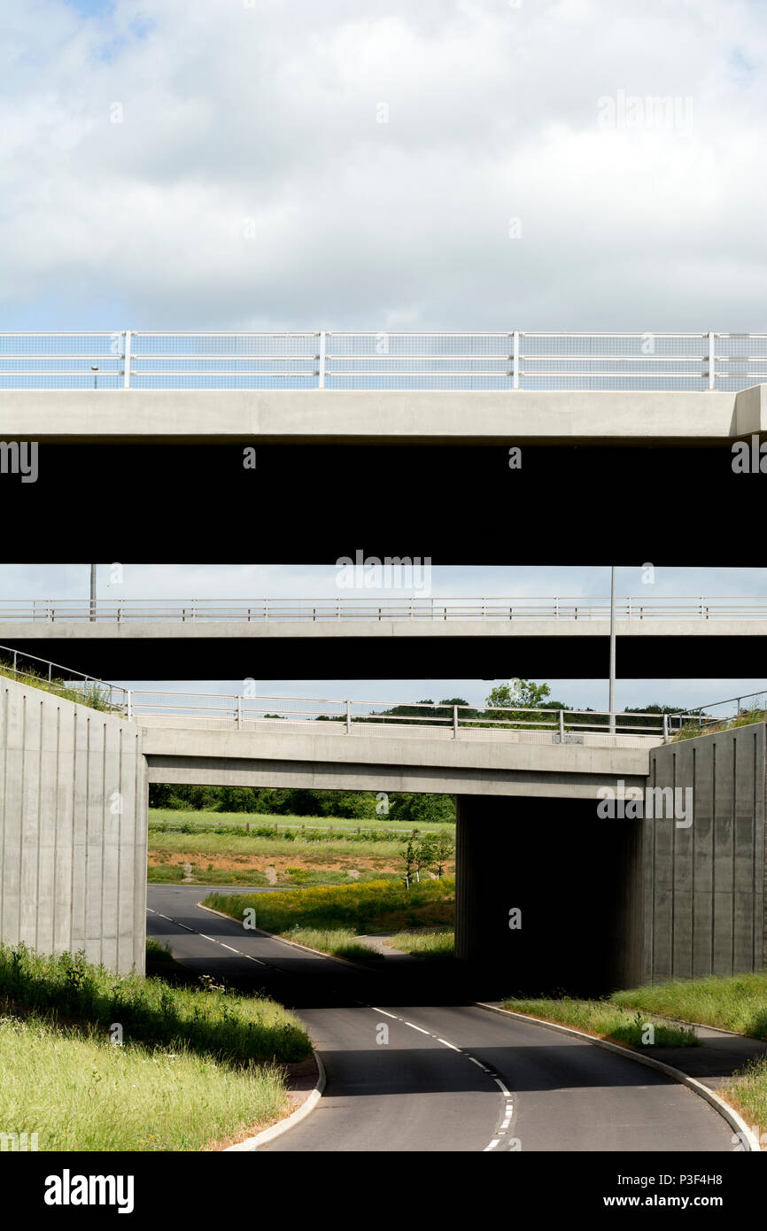 Autostrada M6 cavalcavia a Catthorpe interscambio, Leicestershire, England, Regno Unito Foto Stock