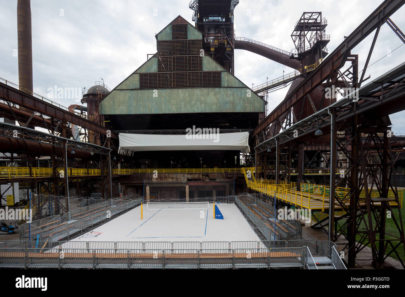 FIVB Beach Volleyball World Tour - Ostrava spiaggia aperto, inferiore Vitkovice industrial park, corte Foto Stock