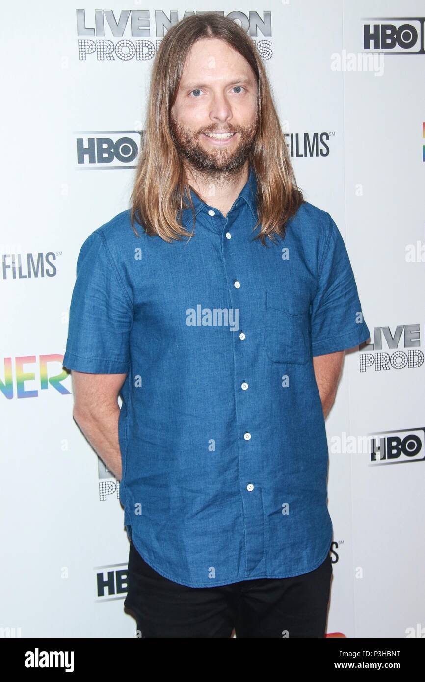 New York, NY, STATI UNITI D'AMERICA. Il 18 giugno, 2018. James Valentino alla HBO film documentario New York Premiere di 'credente' Metrograph a giugno 18, 2018 a New York City. Credito: Diego Corredor/media/punzone Alamy Live News Foto Stock