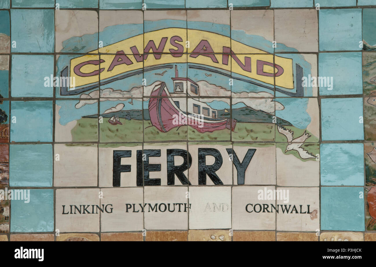 Traghetto Cawsand murale villaggio fatto di piastrelle. collegamento di Plymouth e la Cornovaglia. HOMER SYKES Foto Stock