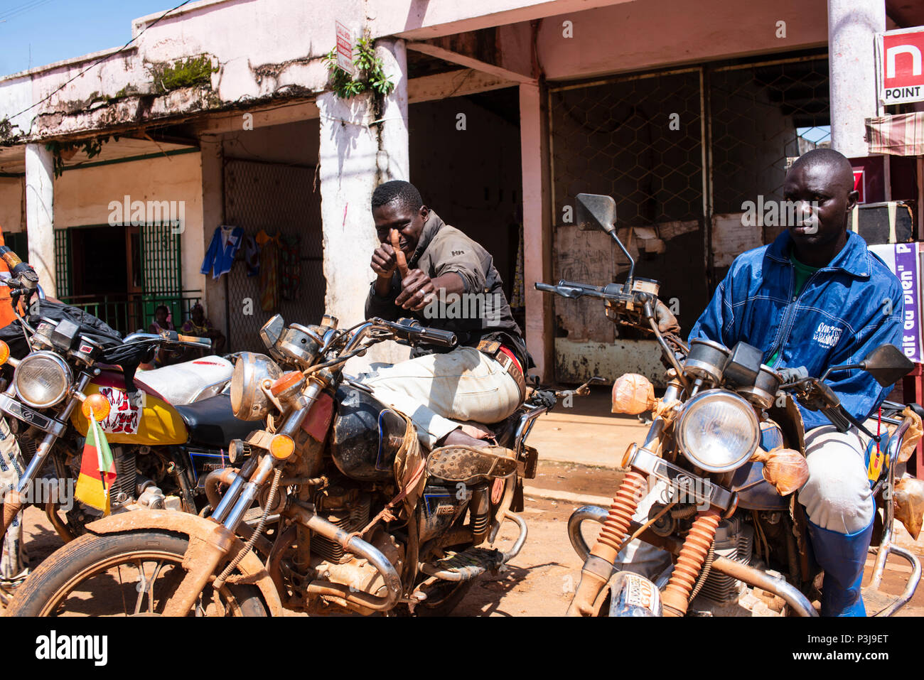 Moto tassisti in ASA CAMERUN Foto Stock