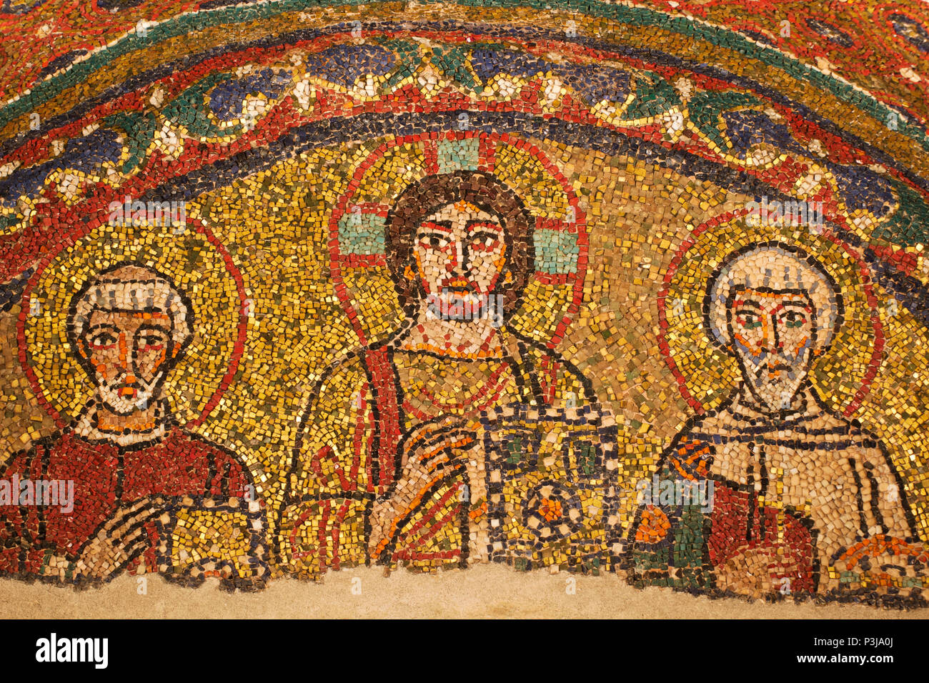 Cristo tra i Santi Pasquale i e Valentiniano - particolare del mosaico bizantino (9thC a.C.) - Cappella di San Zeno - Basilica di Santa Prassede - Roma Foto Stock