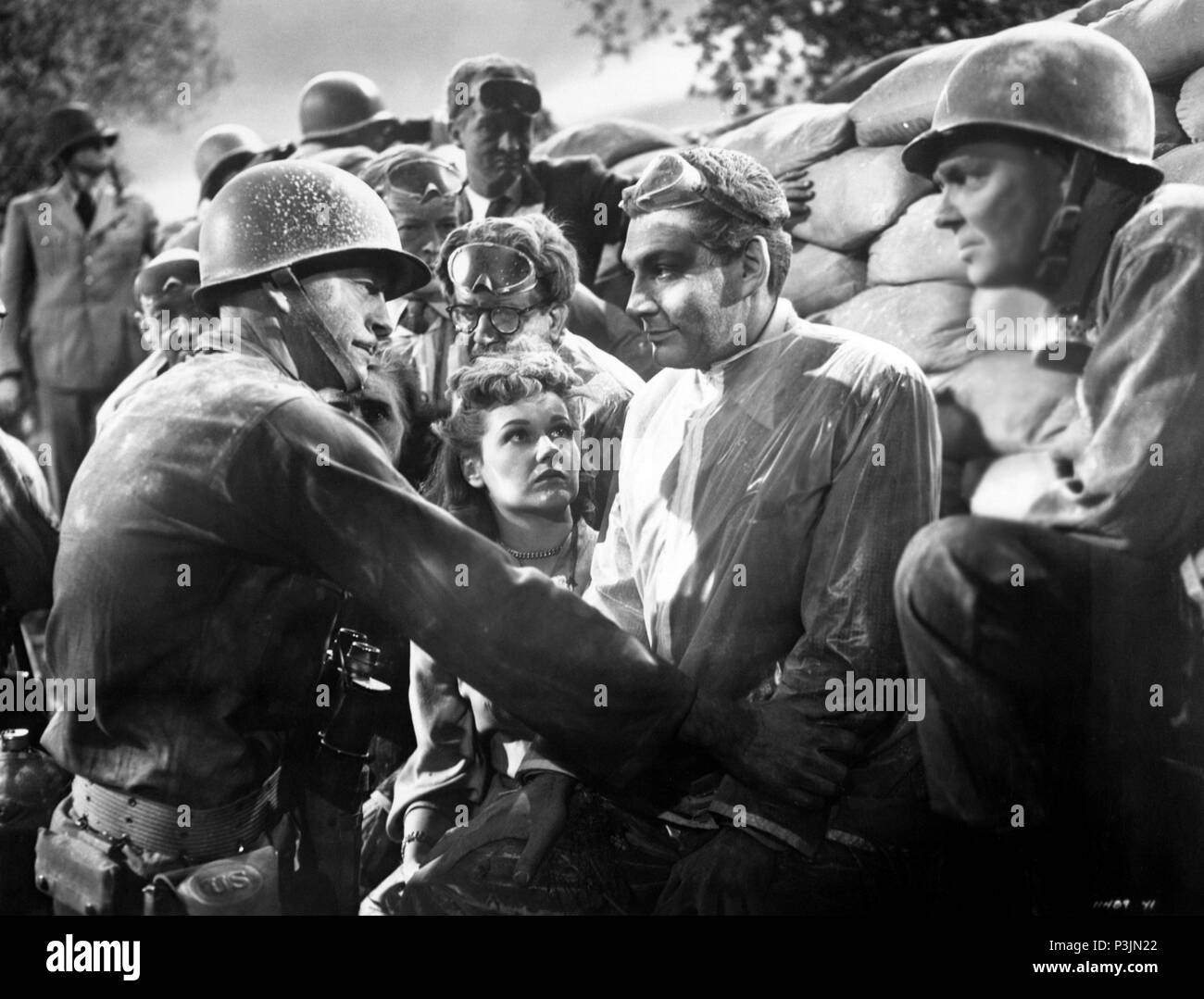 Pellicola originale titolo: LA GUERRA DEI MONDI. Titolo italiano: LA GUERRA DEI MONDI. Regista: Byron Haskin. Anno: 1953. Stelle: GENE BARRY; Ann Robinson. Credito: Paramount Pictures / Album Foto Stock