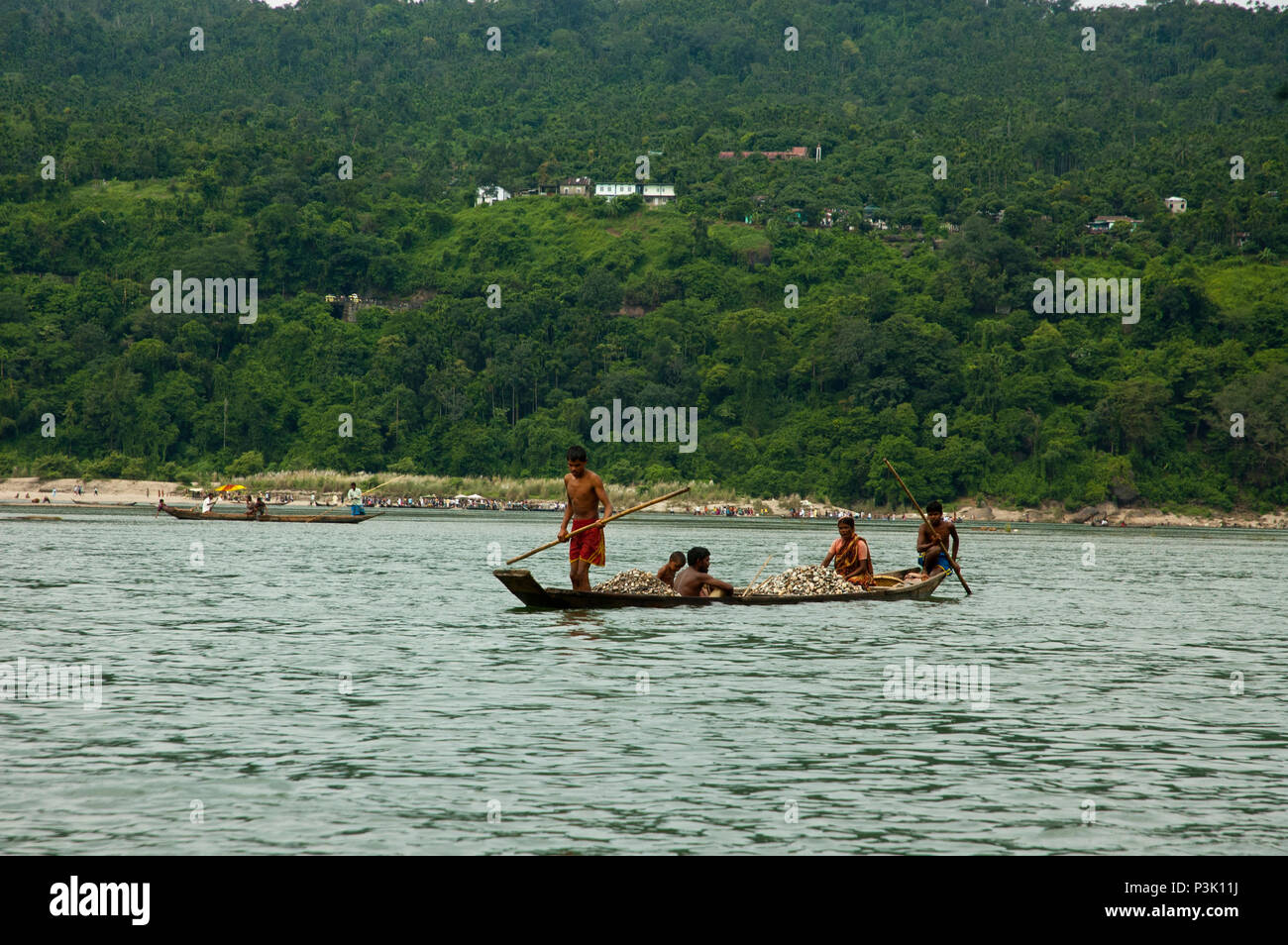 Le barche sul Fiume Piyain Jaflong a. Sylhet, Bangladesh. Foto Stock