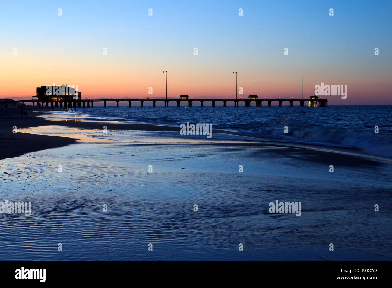 Serata a Jennette è Pier Outer Banks Nag Capo Nord Carolina Beach Foto Stock