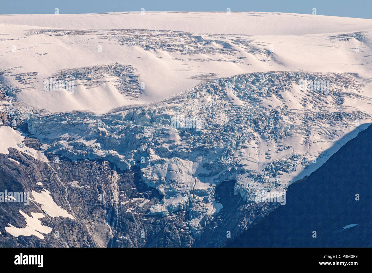 Melkevoll ghiacciaio, un ramo del ghiacciaio Jostedalsbreen,situato in Oldedalen Stryn,Norvegia la sua dimensione a seconda percipation/temperatura Foto Stock