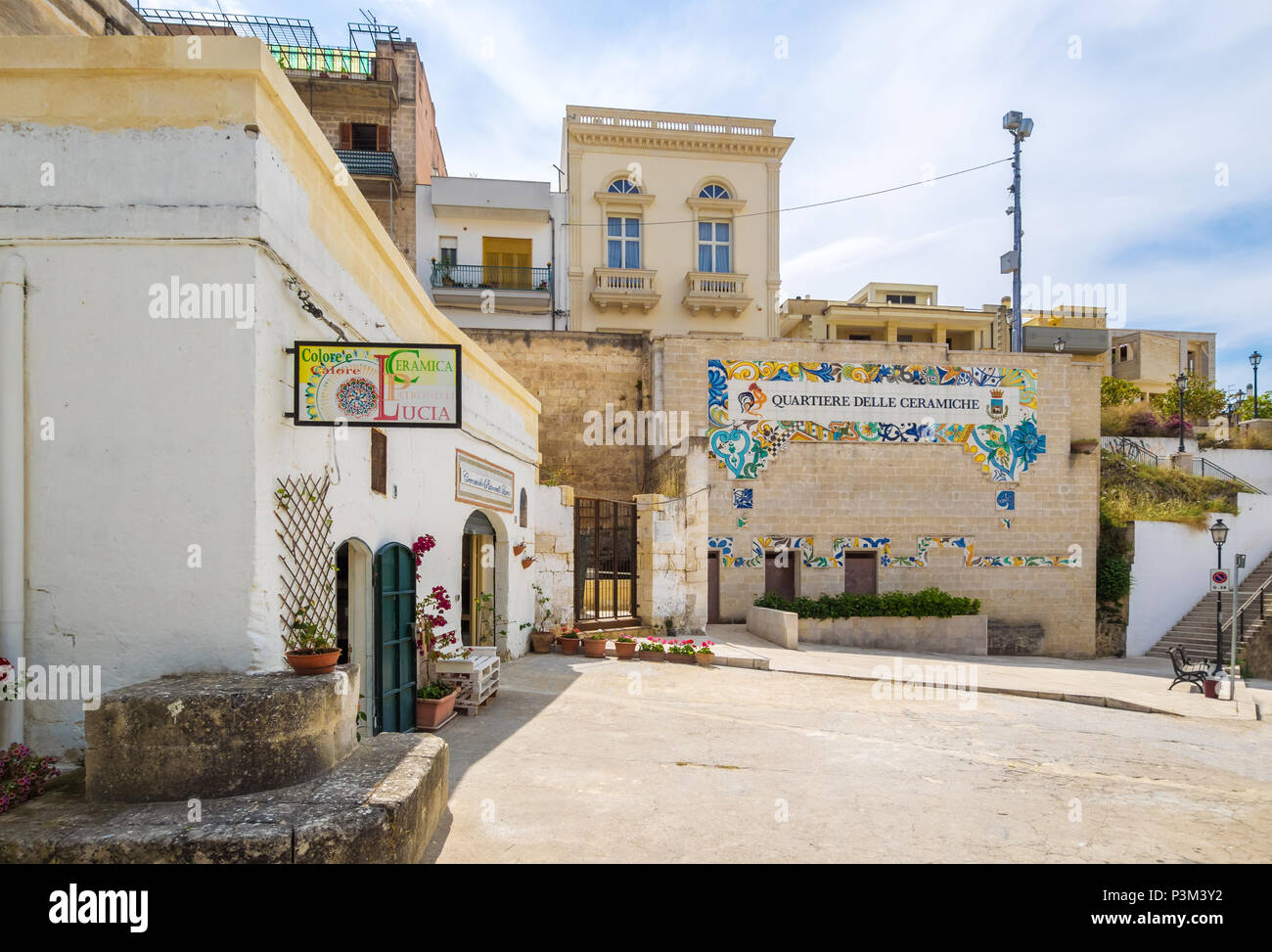 Grottaglie (Italia) - La città in provincia di Taranto Puglia, Italia meridionale, famosa per la ceramica artistica. Qui il suggestivo centro storico Foto Stock