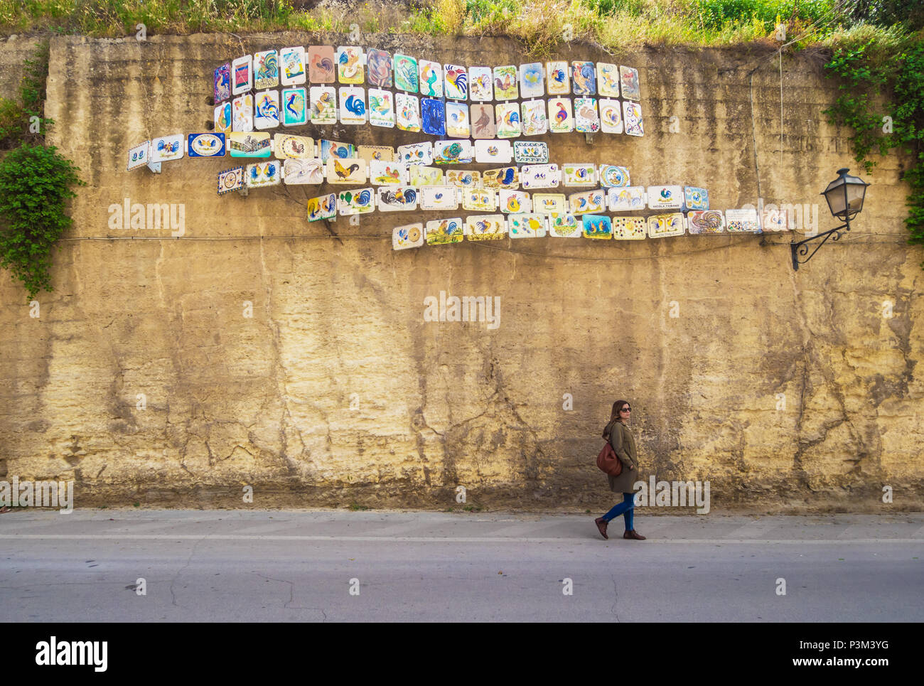Grottaglie (Italia) - La città in provincia di Taranto Puglia, Italia meridionale, famosa per la ceramica artistica. Qui il suggestivo centro storico Foto Stock