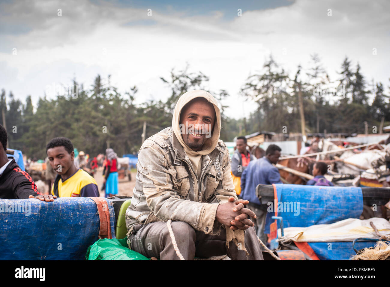 Carrello cavallo driver, accappatoio, Etiopia Foto Stock