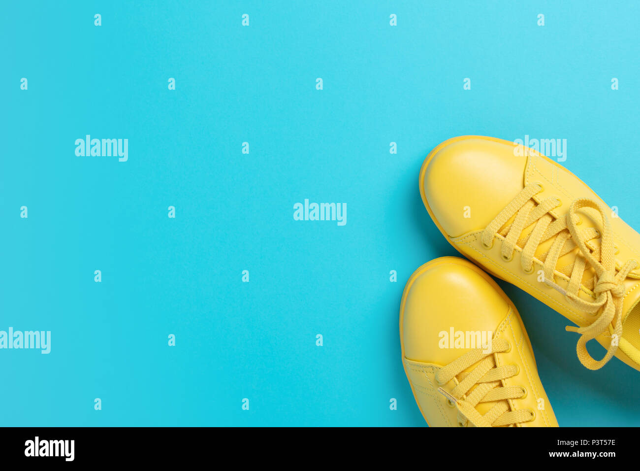 Izi store scarpe gialle